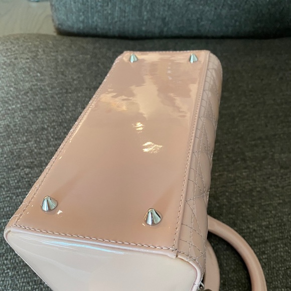 Lady Dior Bag Medium Pink - Picture 7 of 9